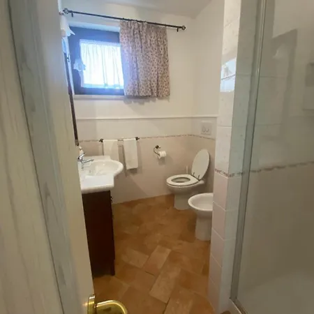 Farm stay Colle D' Oro Pescia Romana