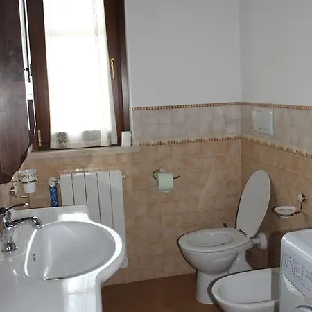 Farm stay Colle D' Oro Pescia Romana